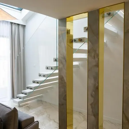 Monte 27 Lux Apartment