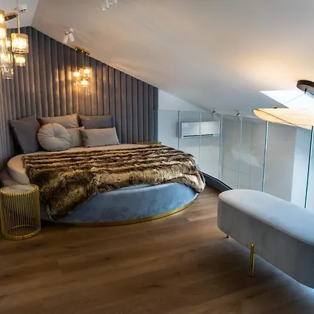 Monte 27 Lux Apartment
