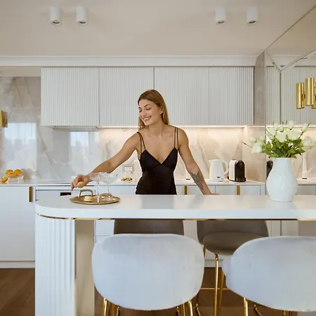 Monte Cassino Glamour By Downtown סופוט