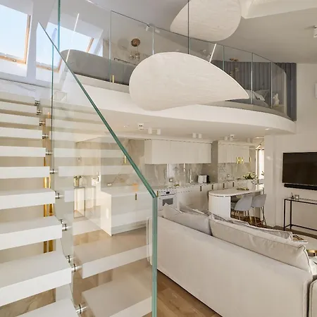 Daire Monte Cassino Glamour By Downtown