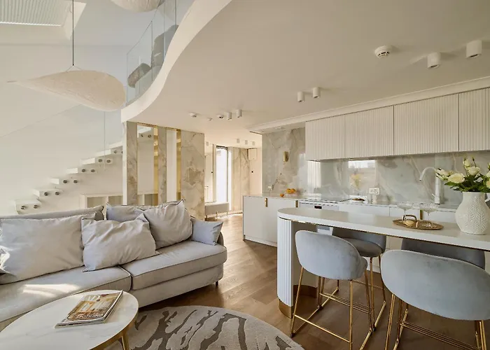 Monte Cassino Glamour By Downtown *