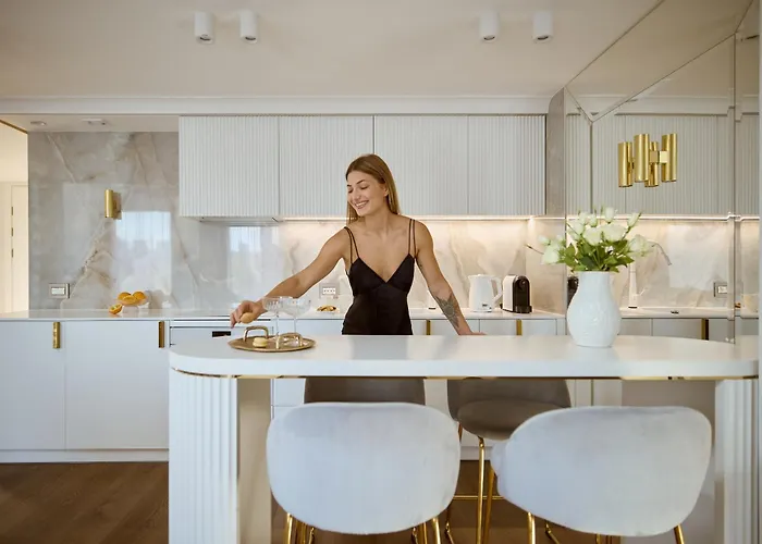 Monte Cassino Glamour By Downtown סופוט