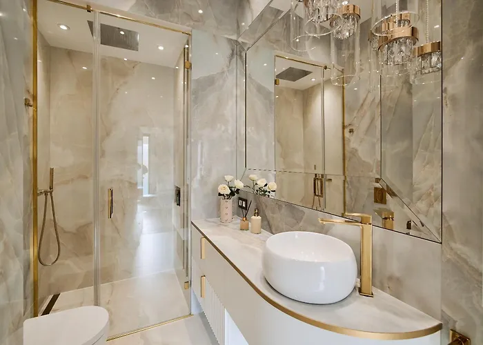 Monte Cassino Glamour By Downtown * Sopot